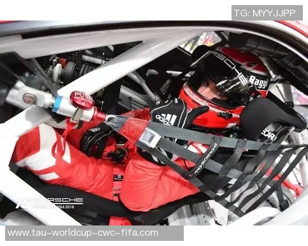 足球俱乐部信用卡助力球迷享受专属福利与精彩赛事体验